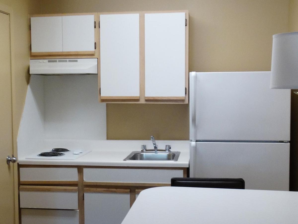 Extended Stay America Select Suites - Raleigh - Research Triangle Park - Hwy 55 Durham Eksteriør billede