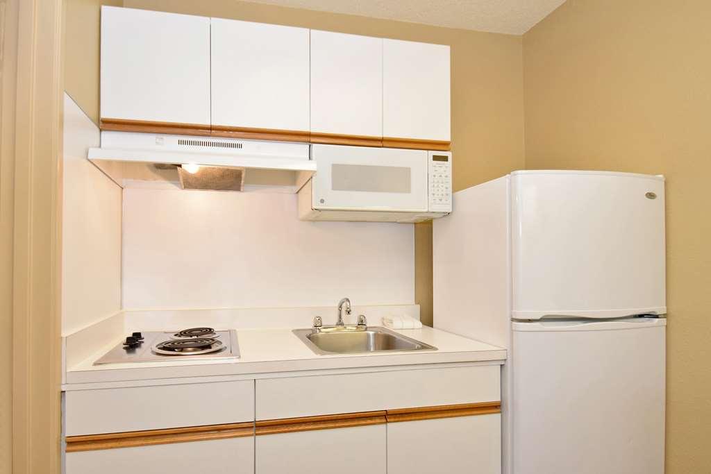 Extended Stay America Select Suites - Raleigh - Research Triangle Park - Hwy 55 Durham Værelse billede