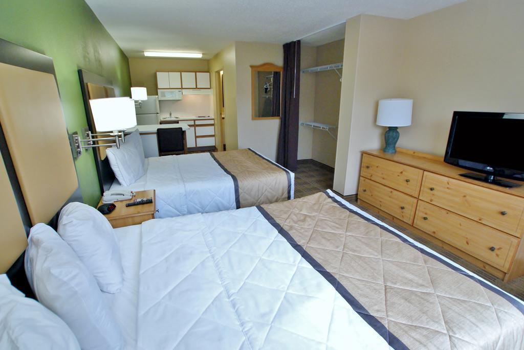 Extended Stay America Select Suites - Raleigh - Research Triangle Park - Hwy 55 Durham Eksteriør billede