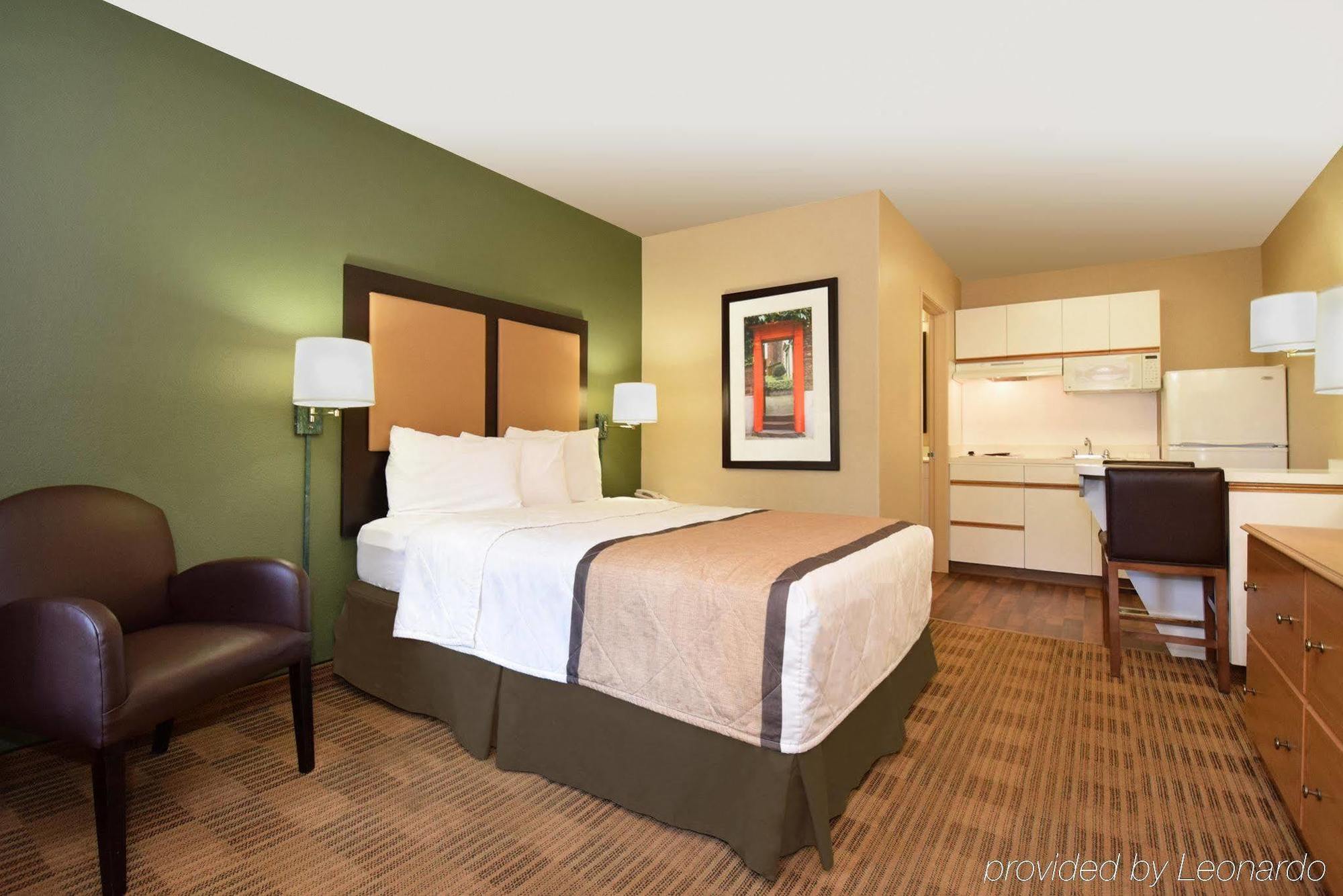 Extended Stay America Select Suites - Raleigh - Research Triangle Park - Hwy 55 Durham Eksteriør billede